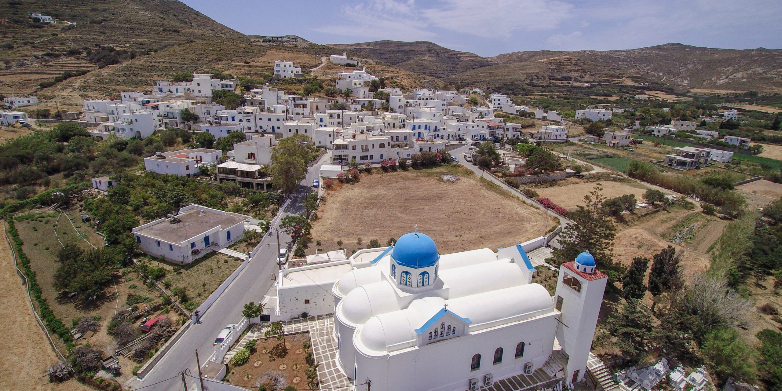 YUN00206 Εγγαρές : Η κοιλάδα με τους μπαξέδες της Νάξου