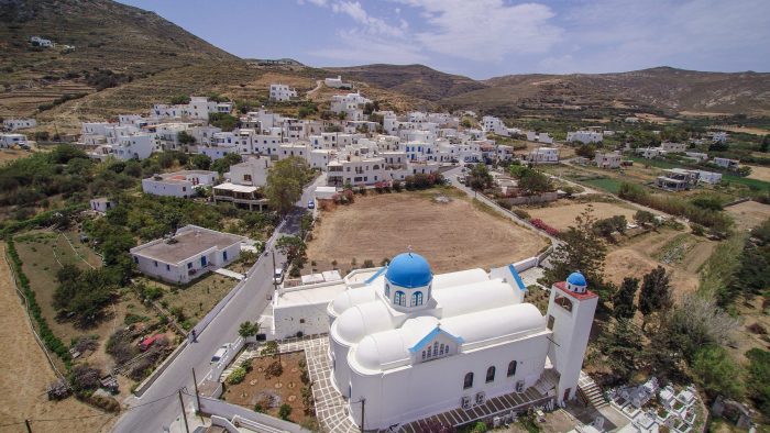 YUN00206 Εγγαρές : Η κοιλάδα με τους μπαξέδες της Νάξου