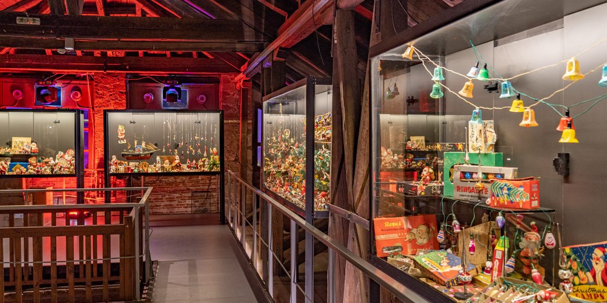 Μουσείο Χριστουγεννιάτικων Στολιδιών Μουσείο Χριστουγεννιάτικων Στολιδιών:Τρίκαλα