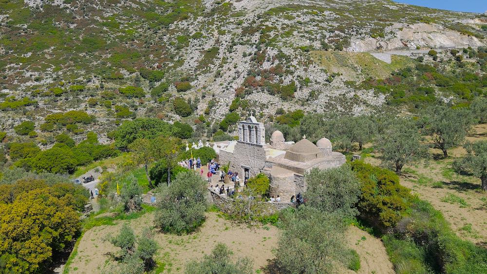 Μ Παρασκευή στην: Παναγία Δροσιανή της Νάξου