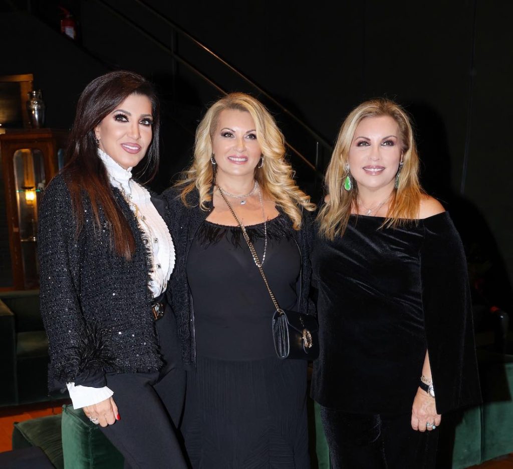 Κρυφτό: Στο θέατρο με Τουμασάτου Δροσάκη