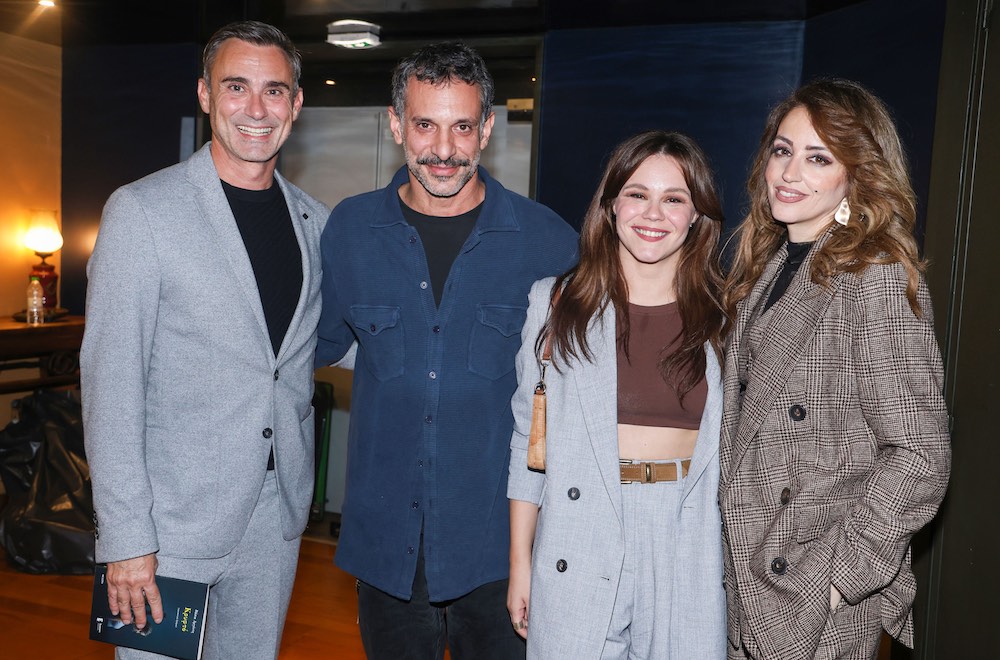 Κρυφτό: Στο θέατρο με Τουμασάτου Δροσάκη