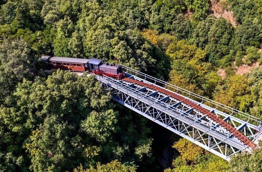 Μουτζούρης: Το θρυλικό Τρένο του Πηλίου