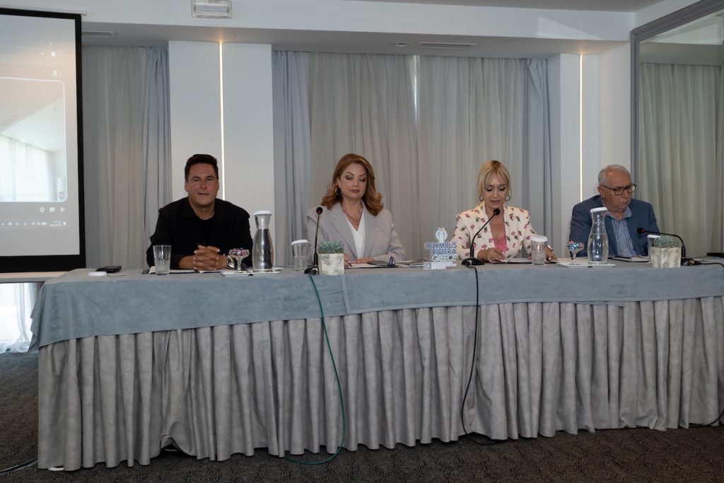 Πιερία η Γη των Μουσών: Βιβλίο από Φιλέλληνες