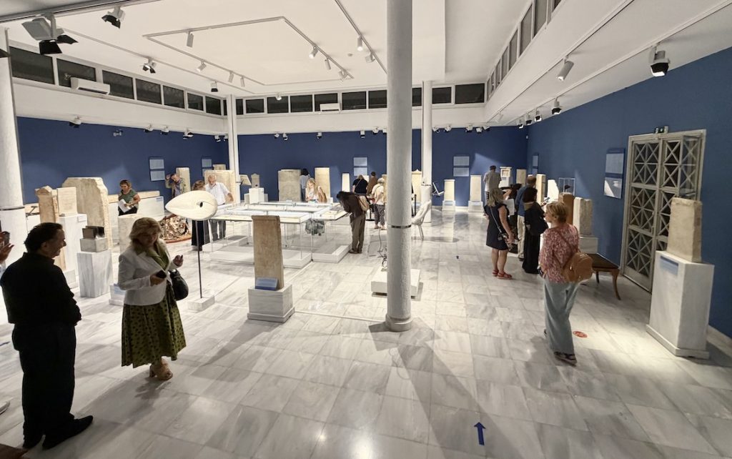 Έκθεση 40 εικαστικών: Στο Επιγραφικό Μουσείο